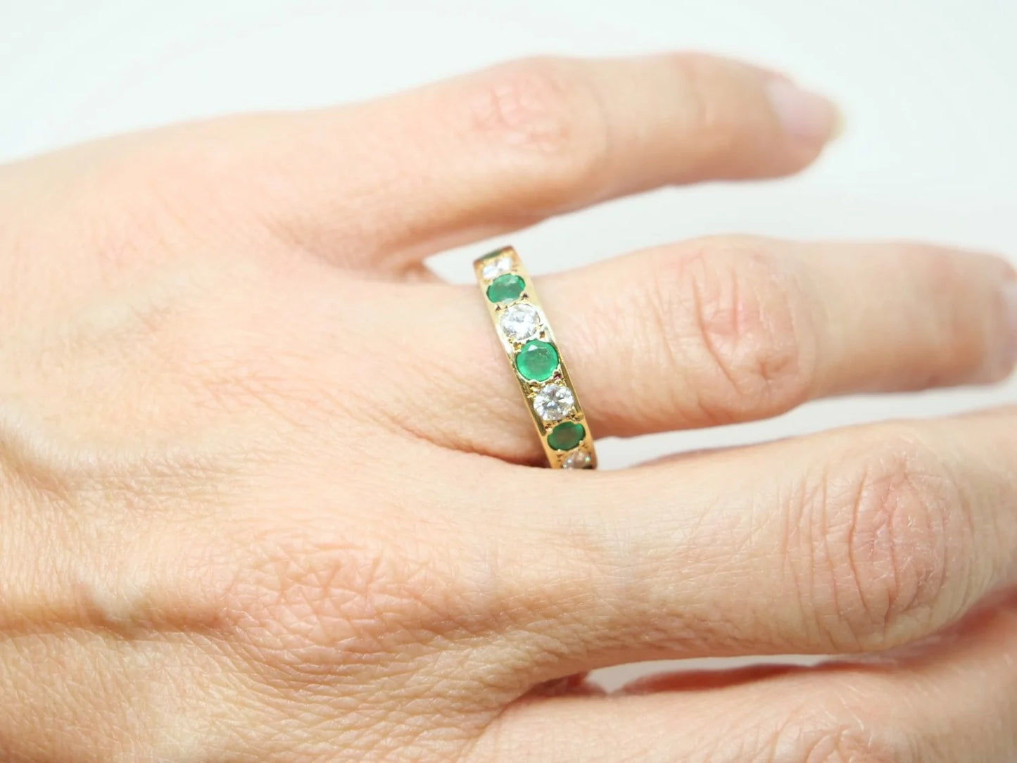 Vintage 18ct Gold Emerald & Diamond Half Eternity Ring