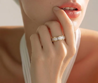 Full Diamond Eternity Ring in 18ct Gold