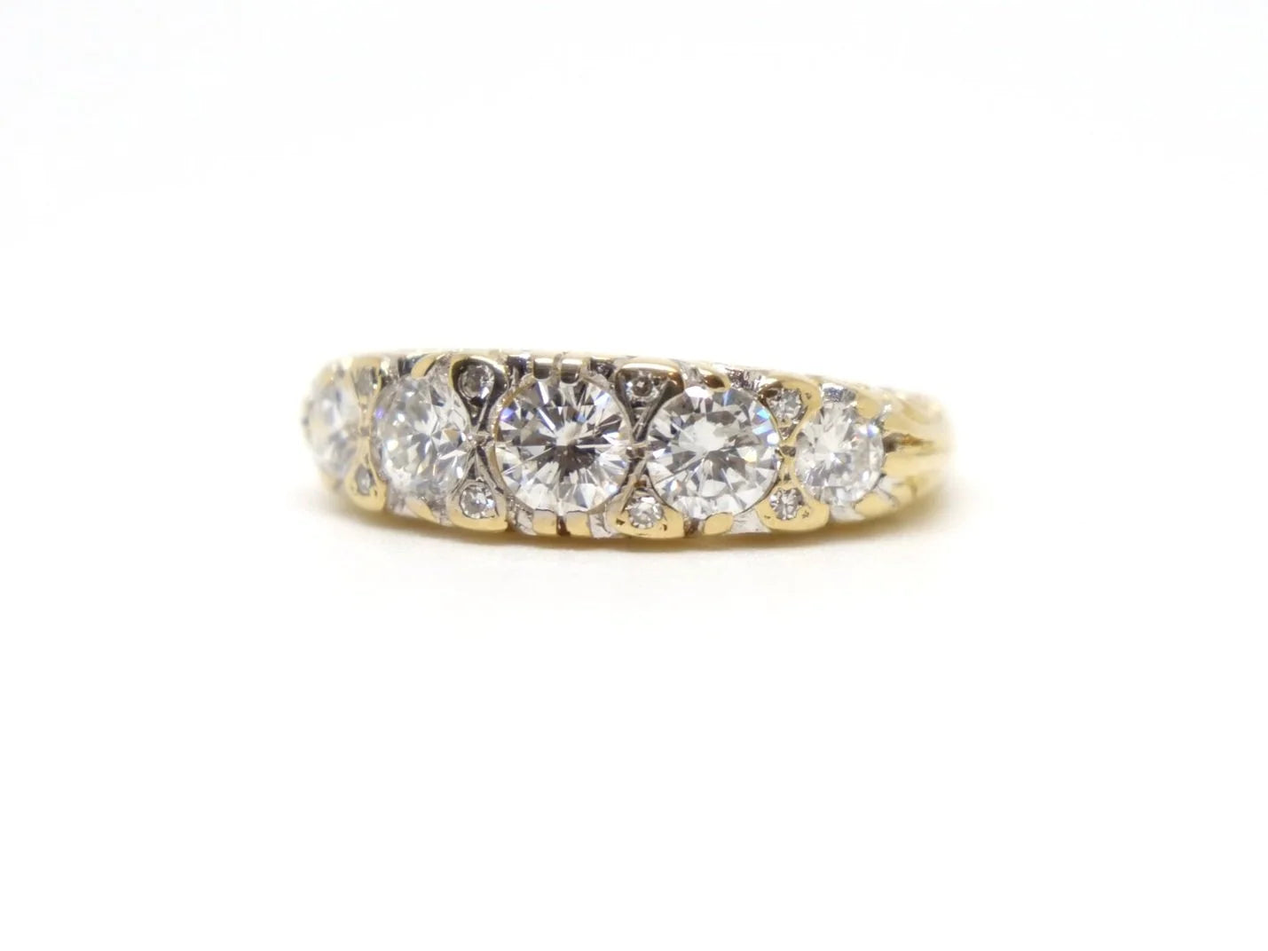 Vintage Diamond Five Stone Ring in 18ct Gold